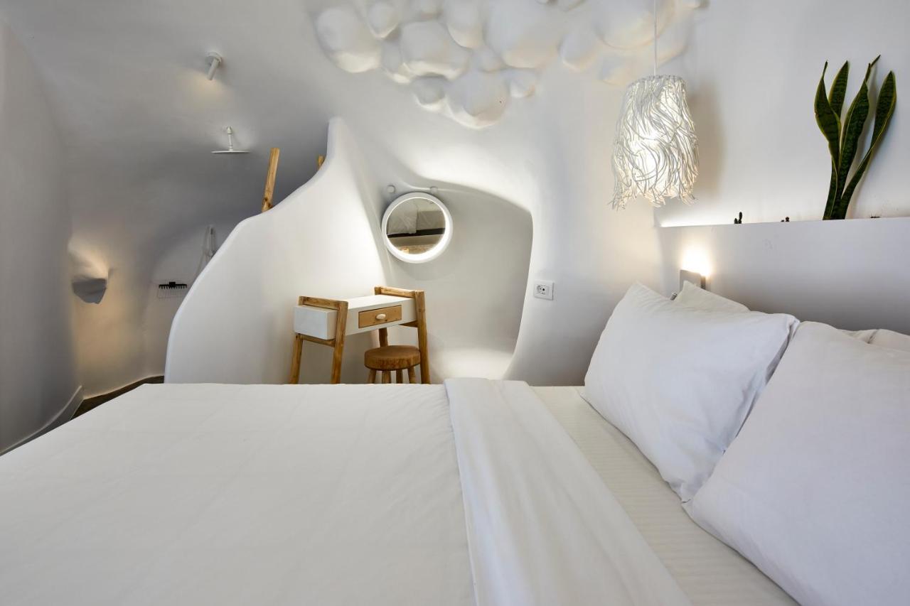 Theano Cave Suites & Villas Imerovígli Extérieur photo